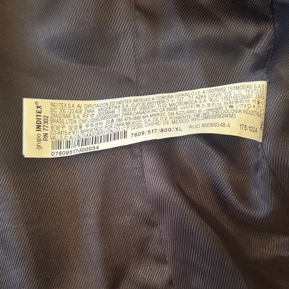 Zara Black Textured Double-Breasted Blazer with gold  Buttons - Picture 8 of 9
